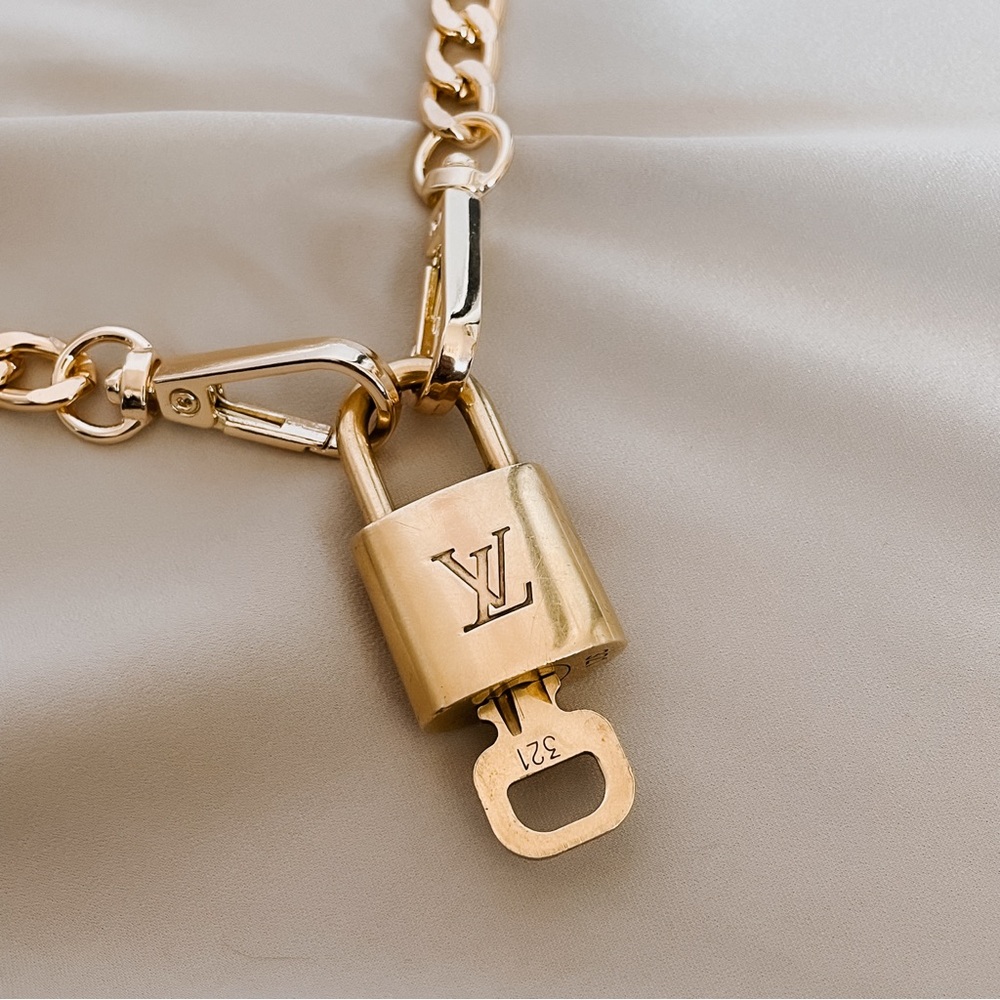 Louis Vuitton Gold Padlock Necklace with Key - Picture 3 of 6